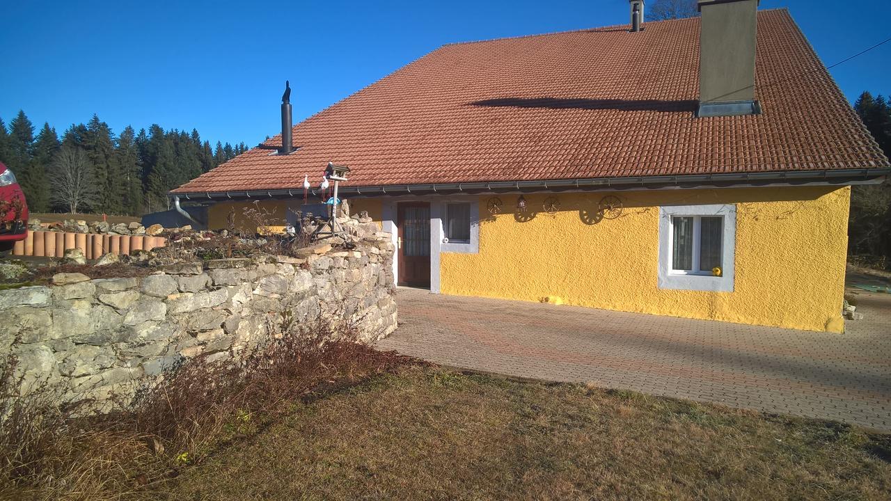 La Dernier Villa La Cote-aux-Fees Exterior photo